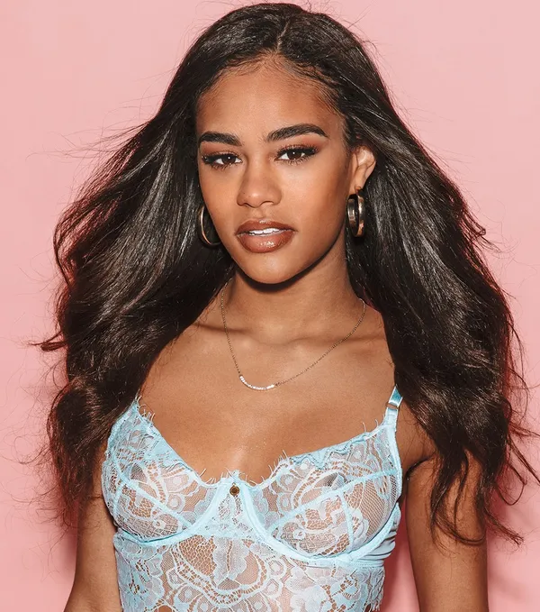 Scarlit Scandal's photo 9