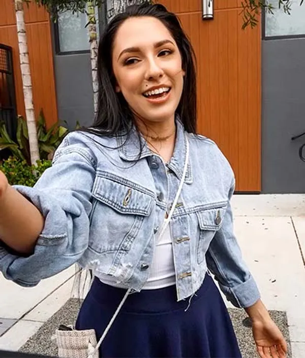 Selena Ivy's photo 3