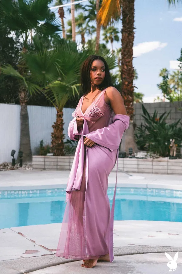 Selene Kitt's BabeWiki Profile