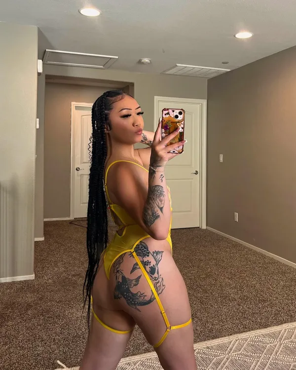 Senpai Yang's BabeWiki Profile