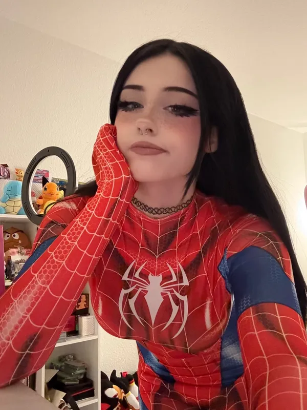 Shadowifey's photo 9