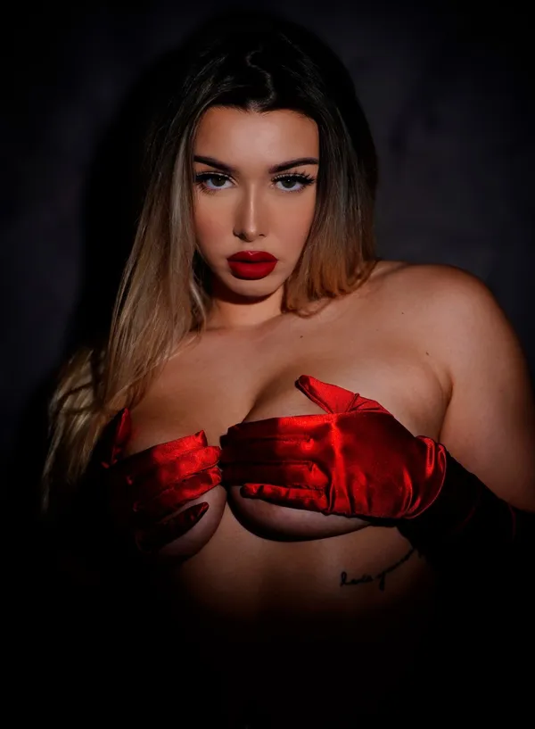 Shaina Kay's photo 5