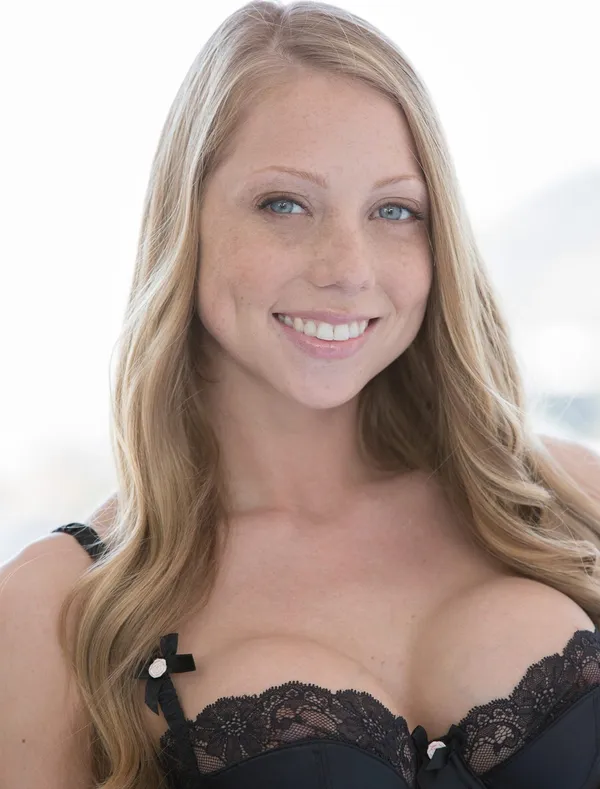Shawna Lenee's photo 21