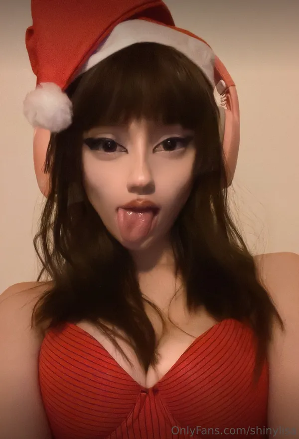 shinylisa's BabeWiki Profile