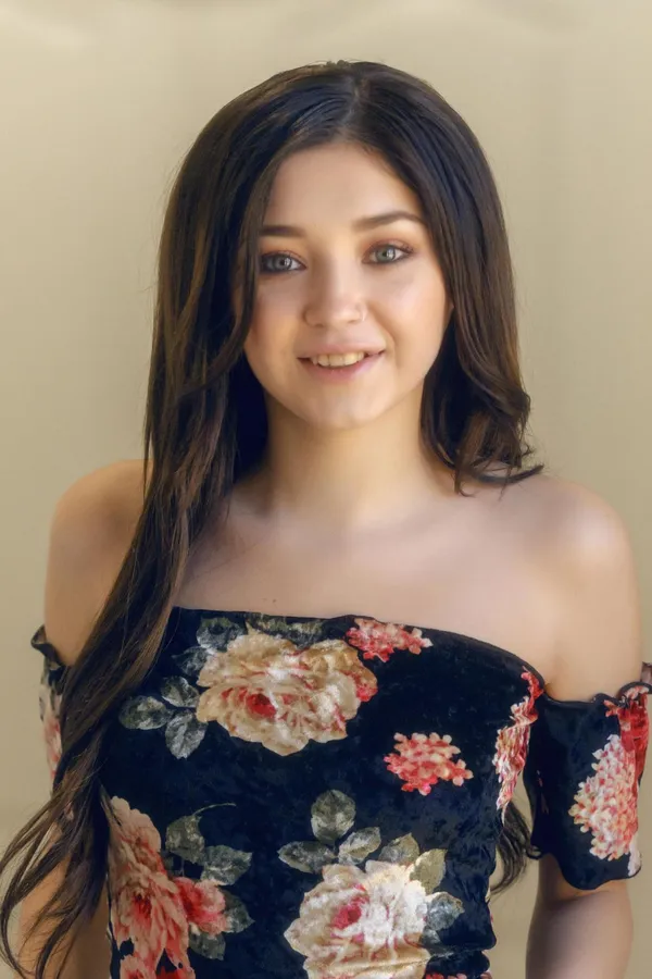 Sia Lust's BabeWiki Profile