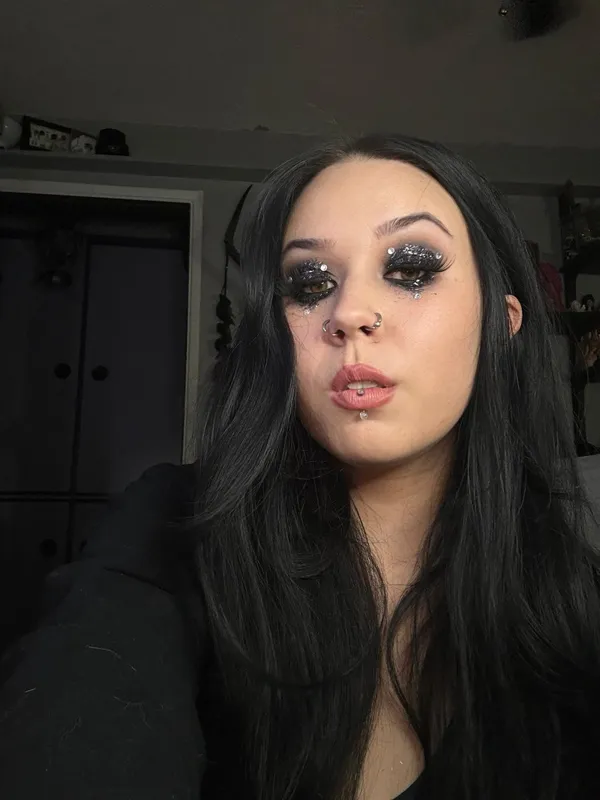 sickxsadgirl's photo 3