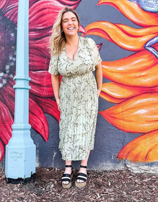 Sierra Bellingar's photo 4