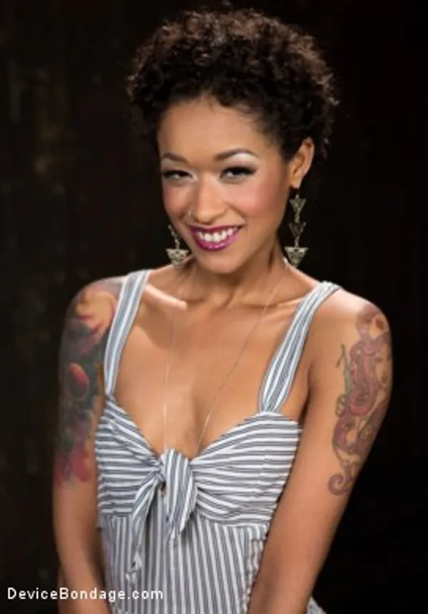 Skin Diamond's photo 8