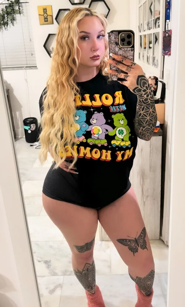 Skylar Vox's BabeWiki Profile