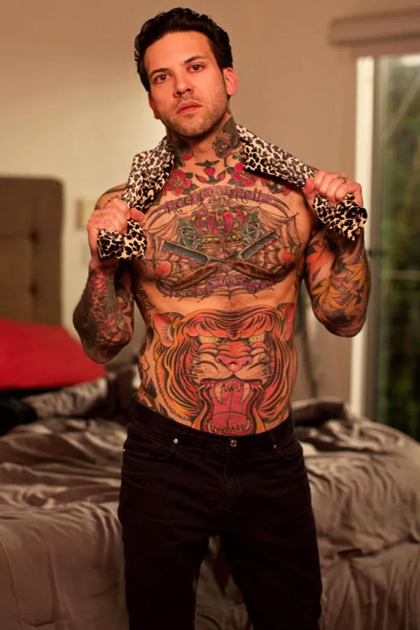 Small Hands's photo 6