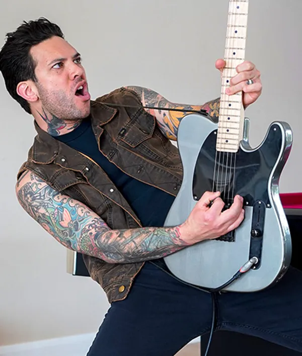 Small Hands's photo 8