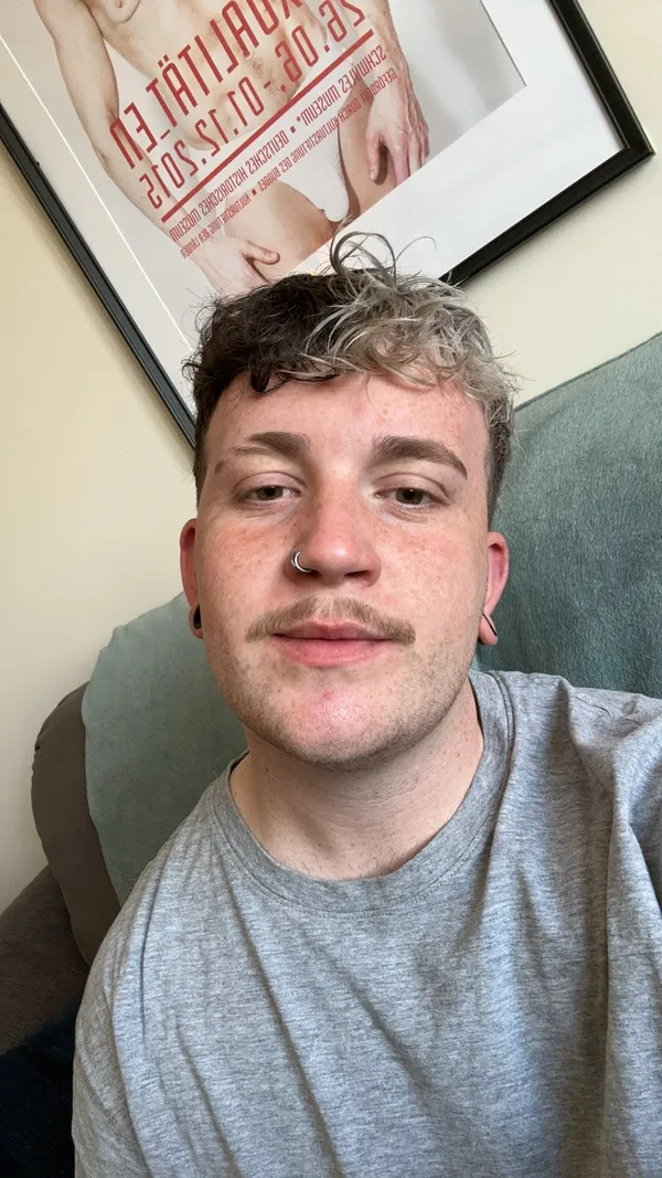 smallnkinky's BabeWiki Profile