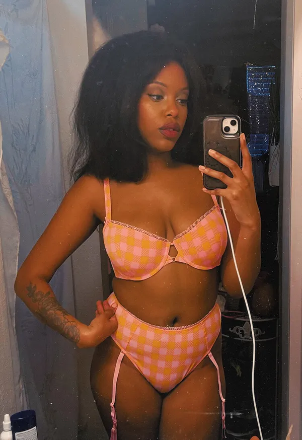 Soli's BabeWiki Profile