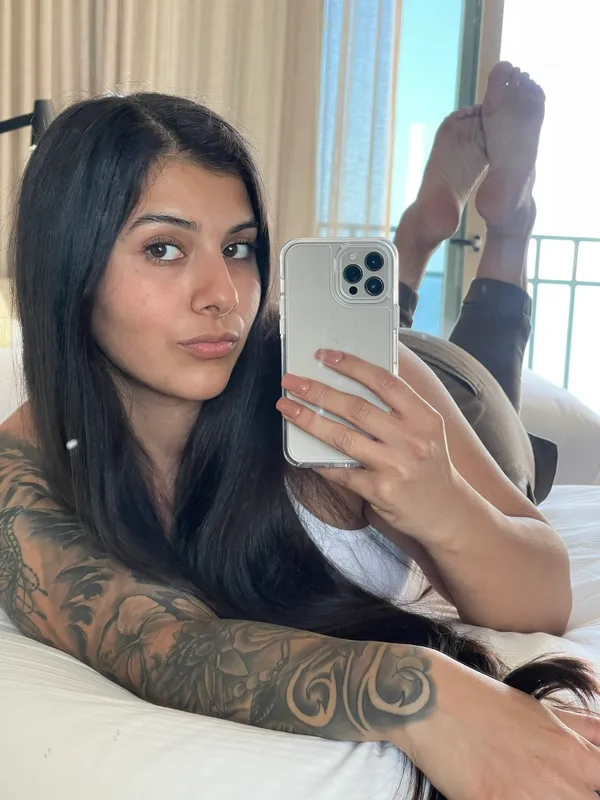 SolidGoddess's BabeWiki Profile