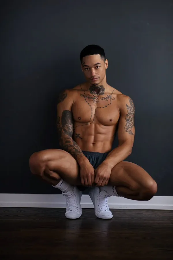 Sonny Blonde's photo 5