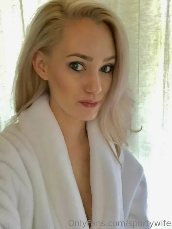 SportyWife's photo 4