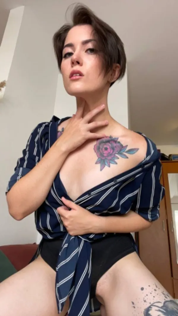 Stacy Moon's BabeWiki Profile