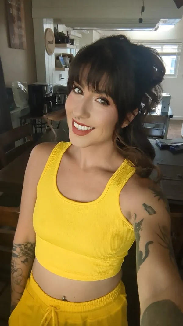 Stagger Leah's photo 3