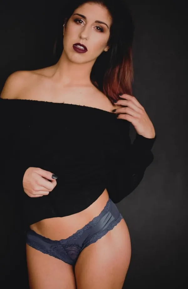 Stagger Leah's photo 6