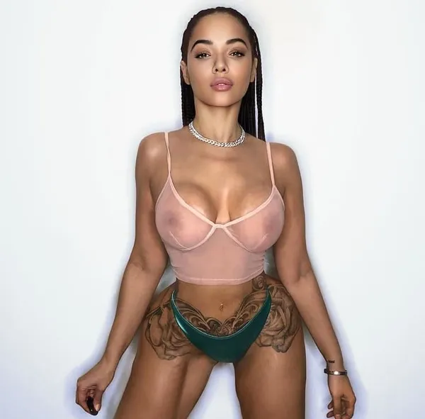 Stephanie Santiago's photo 4