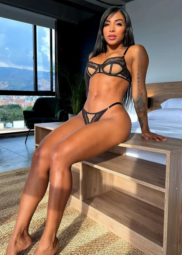 Stephie Martinez's photo 3