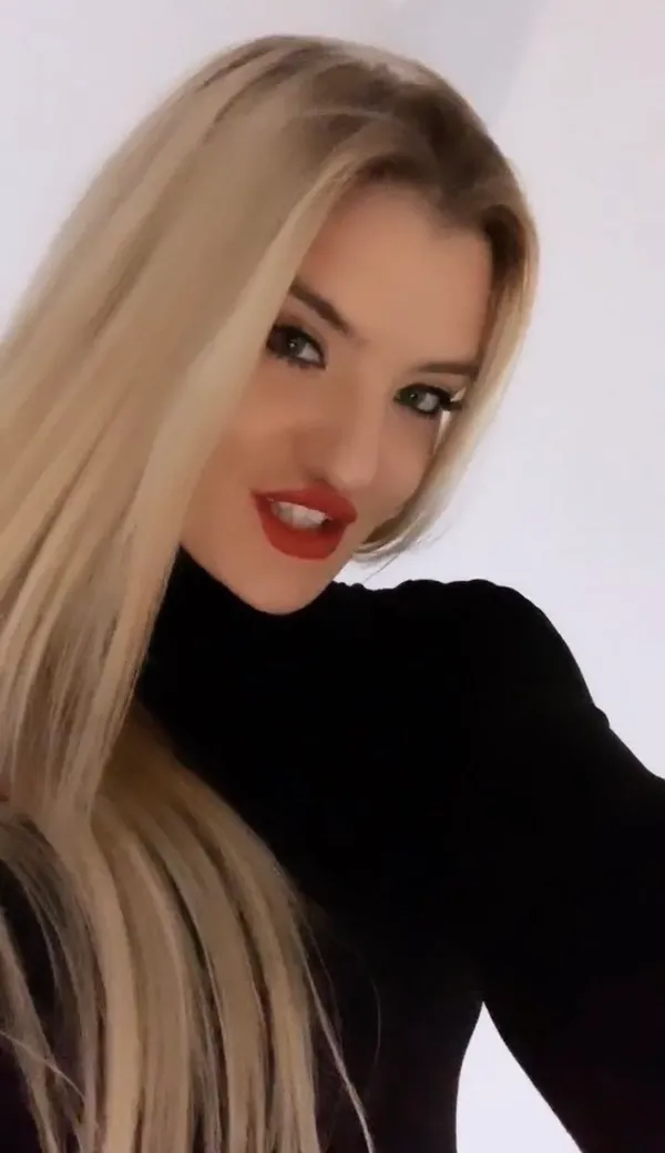 StrapWoman's photo 3