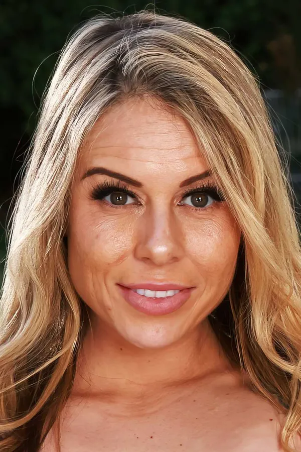 Summer Vixen's photo 6