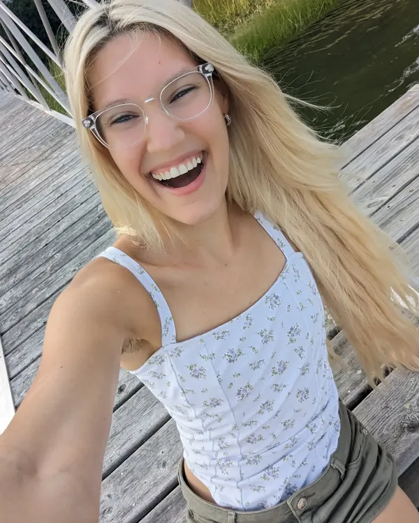 Sunny Azura's photo 6