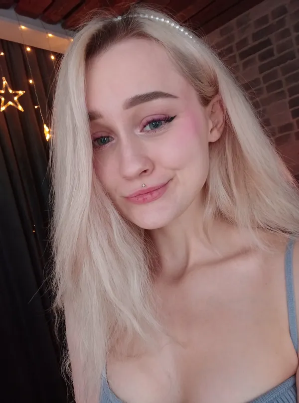 sunnyfia's BabeWiki Profile