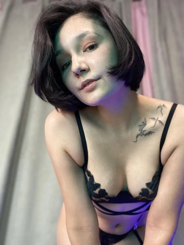 Sweet Ophelia's BabeWiki Profile