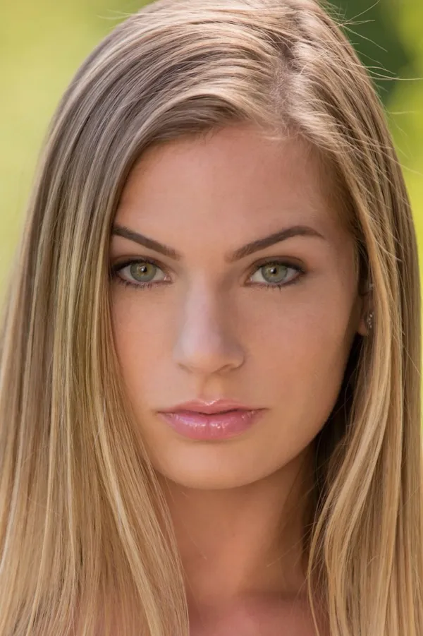 Sydney Cole's photo 6