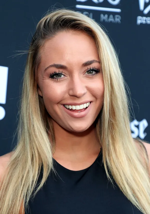 Sydney Maler's photo 7