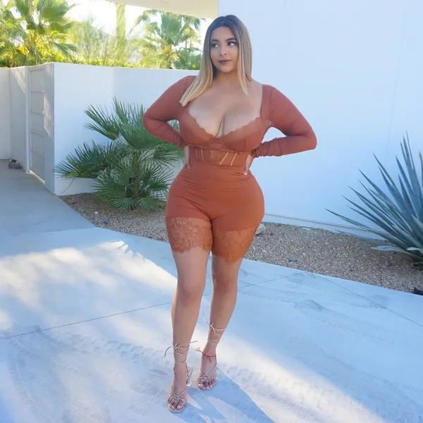 Tania Bombon's photo 3