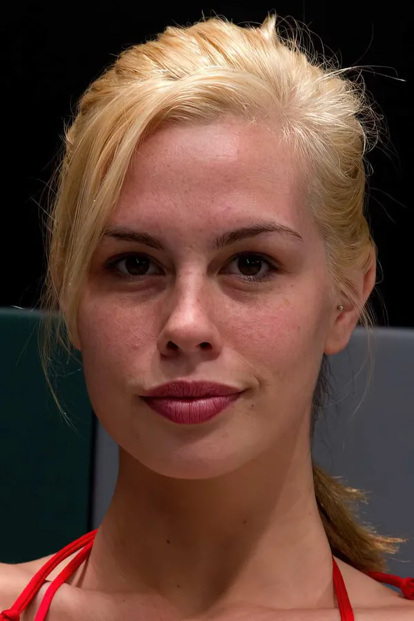 Tara Lynn Foxx's BabeWiki Profile