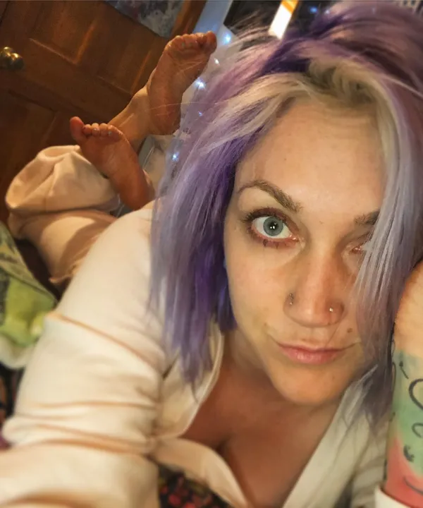 Taylor Raz's photo 9