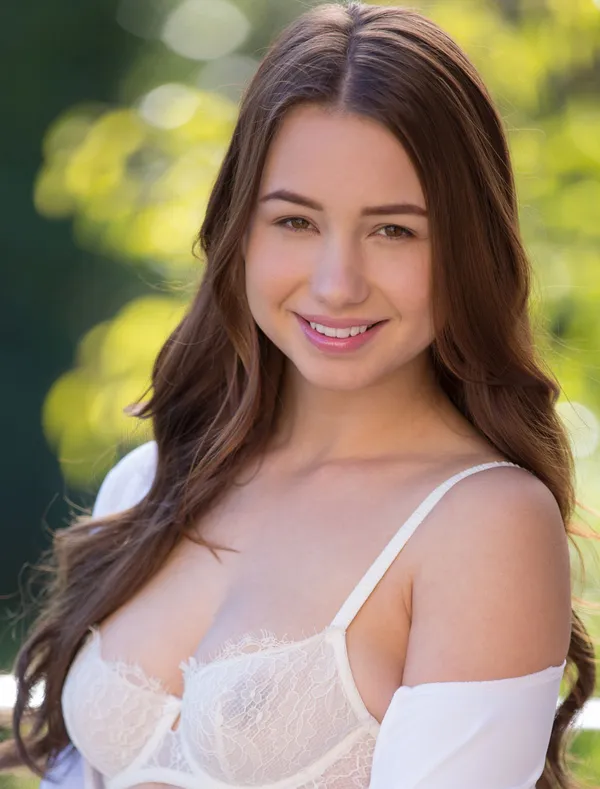 Taylor Sands's photo 10