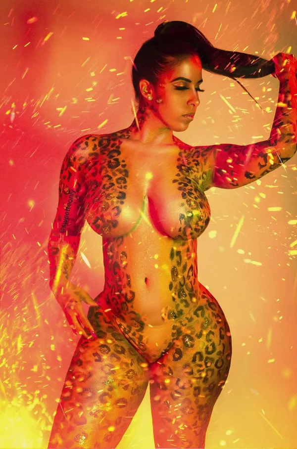 Thais Gonzalez's photo 7