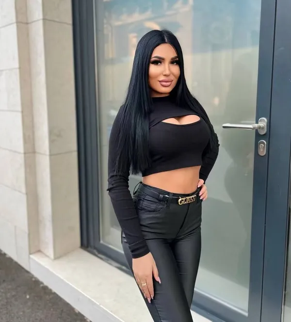 Thalia Velar's photo 5