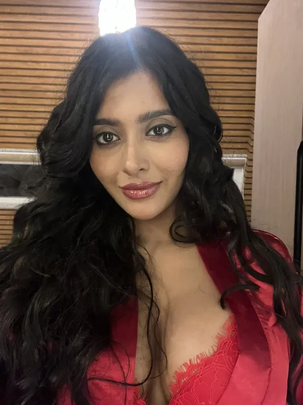 Thea D'suuza's photo 6