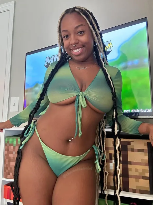 Thecookieswirl1's photo 3