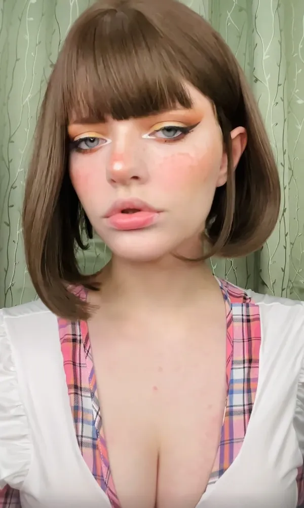 TheCutestKittyCat's BabeWiki Profile