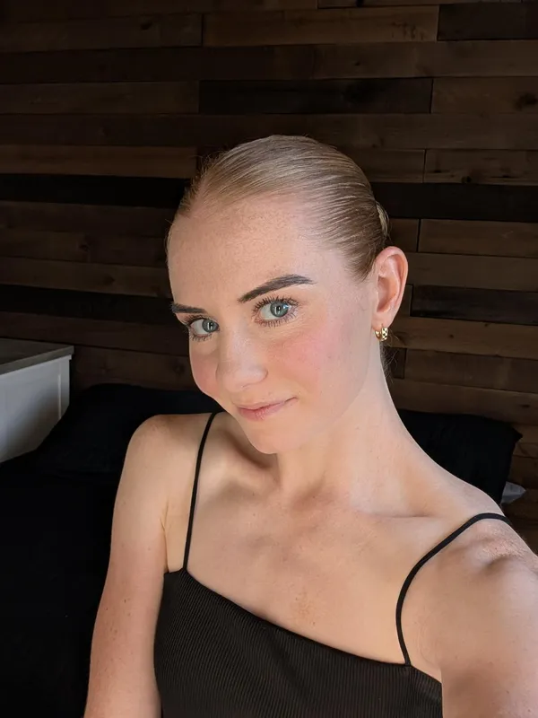 TheLittleRed's photo 4