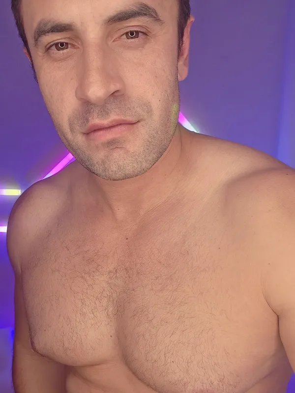 thenickiv's BabeWiki Profile