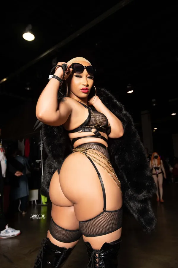 Thick Ass Daphne's BabeWiki Profile