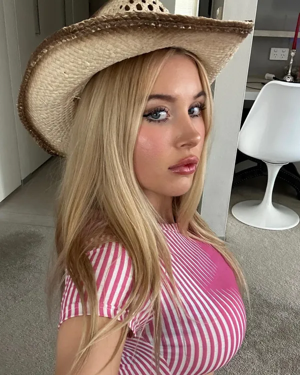 Tilly Lebowski's BabeWiki Profile