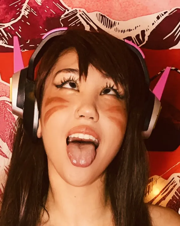 Tomie Tang's BabeWiki Profile