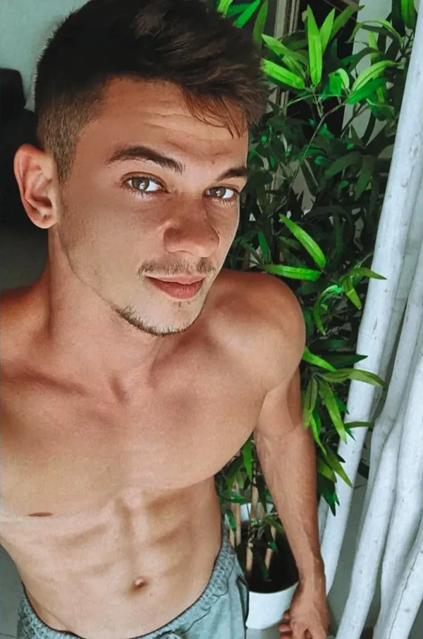 Tommy Cabrio's photo 3