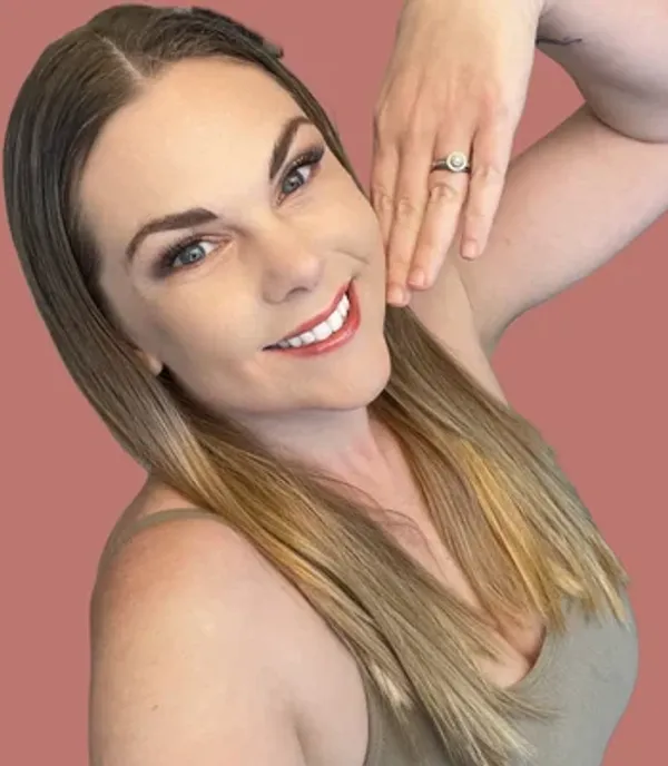 Tori Kist's BabeWiki Profile