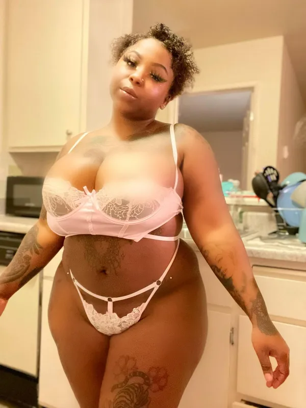 Trap Barbie's photo 2