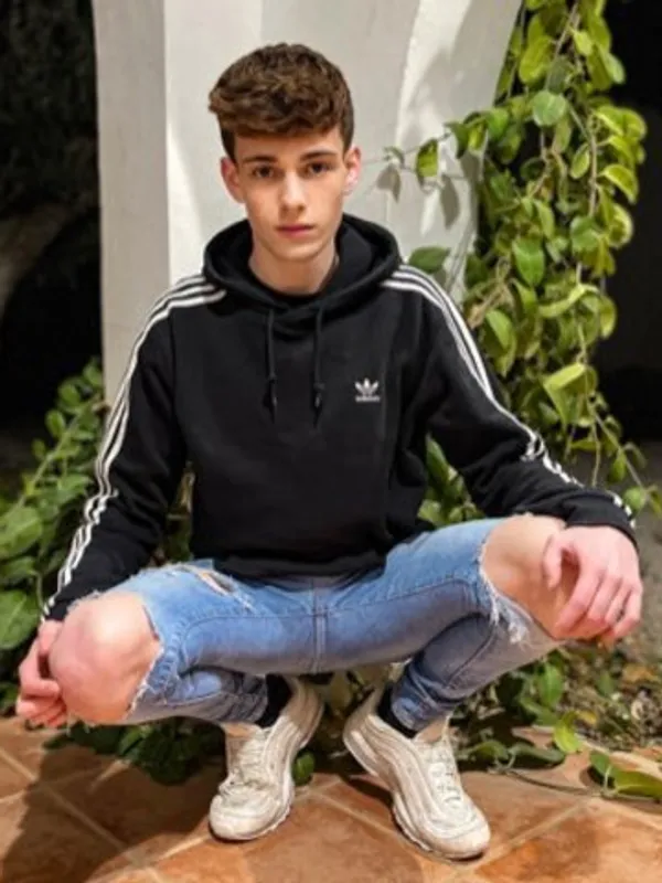 Trent Benz's photo 4